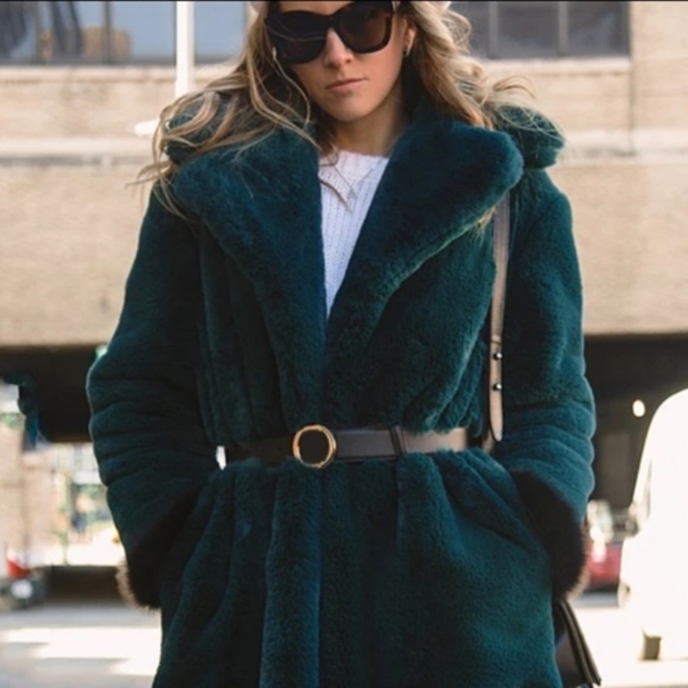 KELLY Emerald Green Coat - Picture 2 of 7